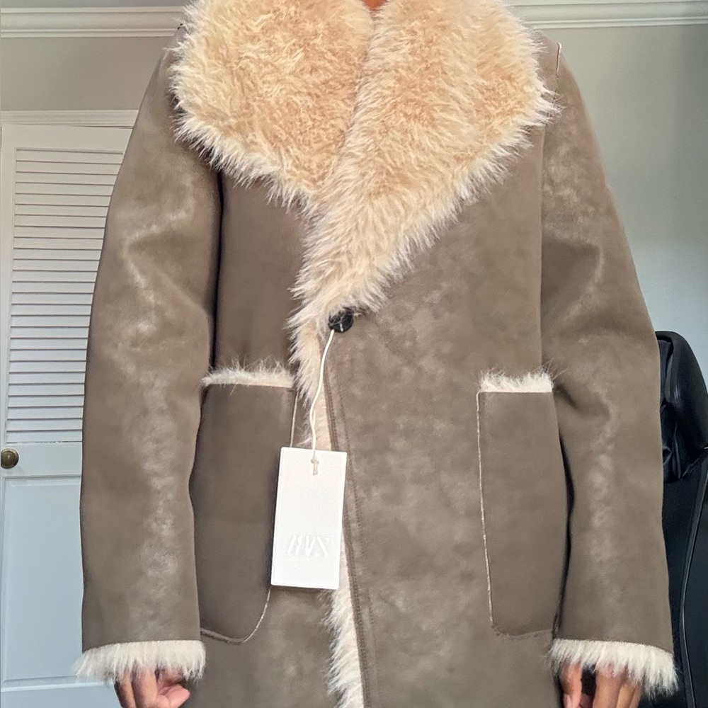 2026 ZARA REVERSIBLE FAUX FUR Coat - Picture 6 of 6